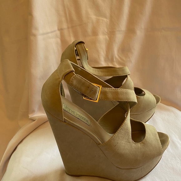 Steve Madden Wedges - Picture 7 of 9